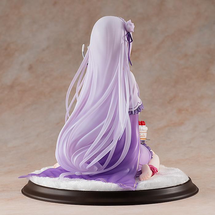 Re:Zero: Emilia Birthday Cake Ver. 1/7 Scale Figurine