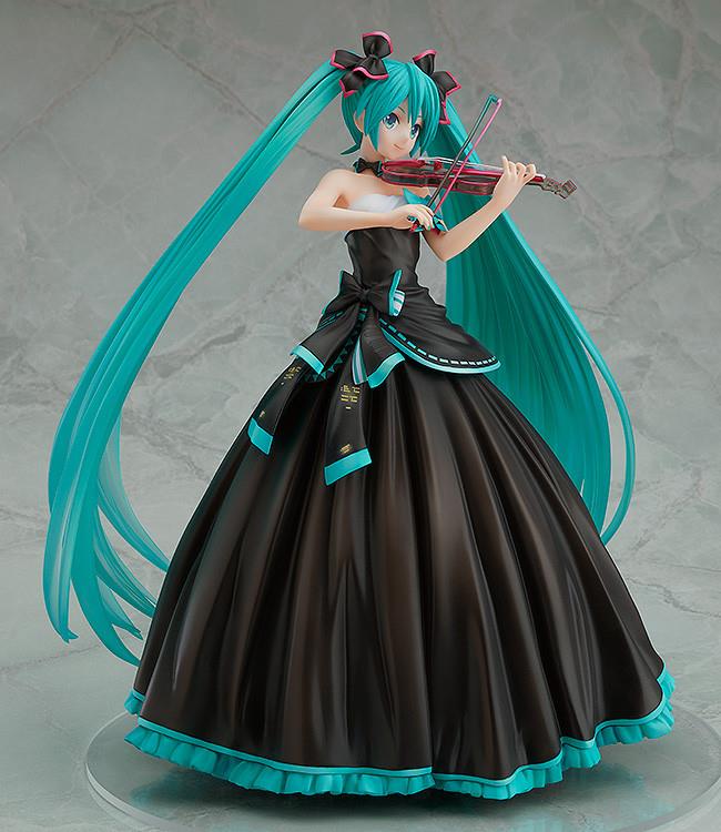 Vocaloid: Hatsune Miku 2017 Symphony Ver. 1/8 Scale Figurine