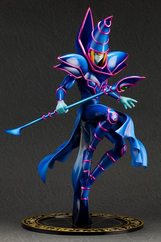 Yu-Gi-Oh!: Dark Magician ArtFXJ 1/7 Scale Figurine