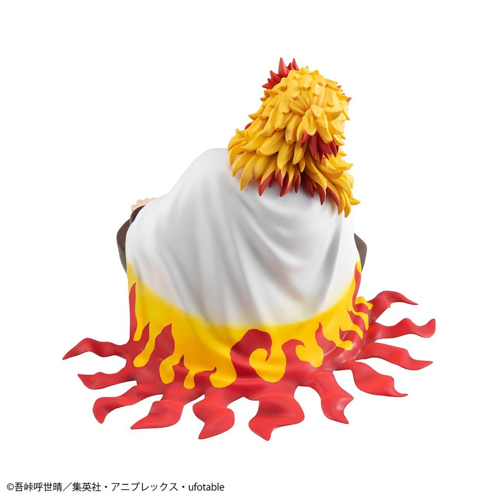 Demon Slayer: Kyojuro Rengoku Palm Size Figure w/ Gift
