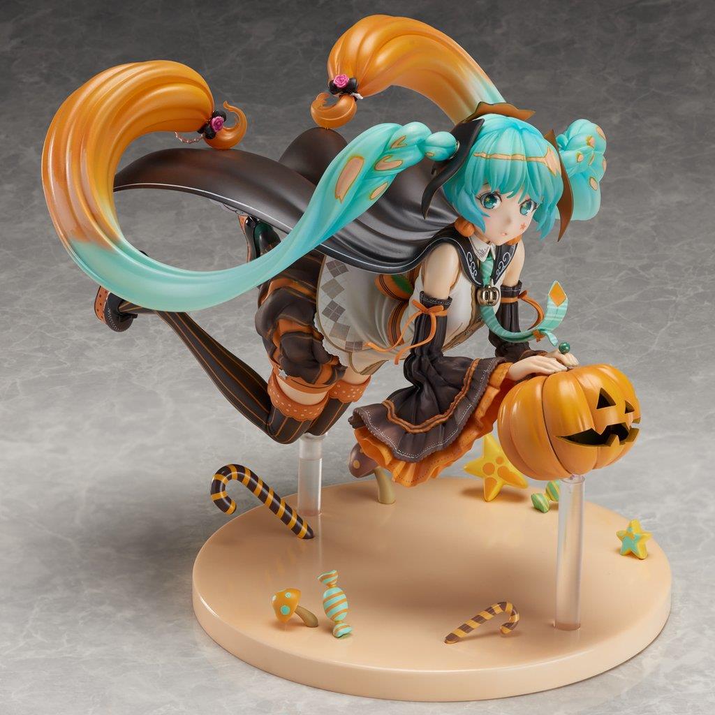 Vocaloid: Trick or Miku Figure