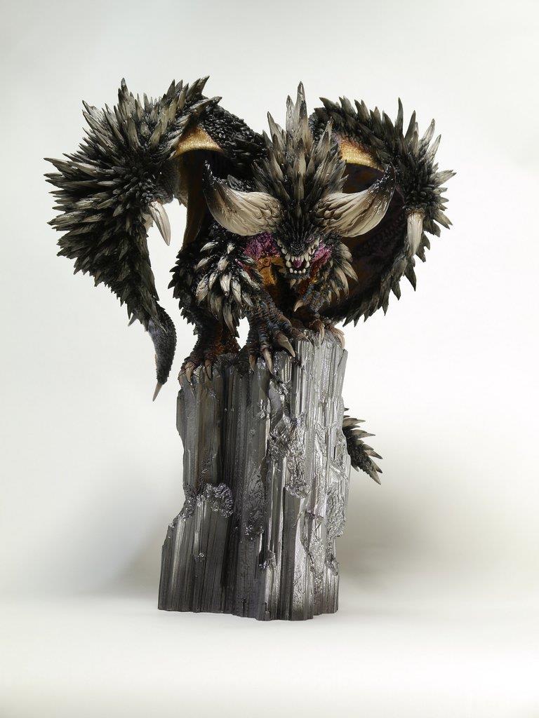 Monster Hunter: Builder Creators Model Nergigante Figure