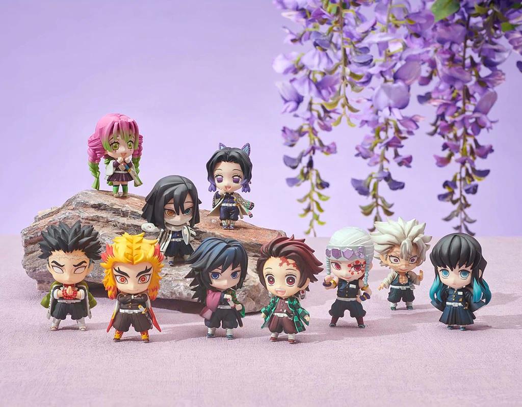 Demon Slayer: Tanjiro & the Hashiras Mini Figure Set With Bonus Gift