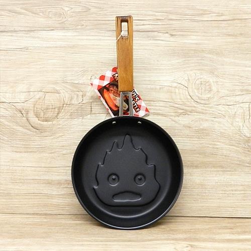 Howl's Moving Castle: Calcifer Frying Pan