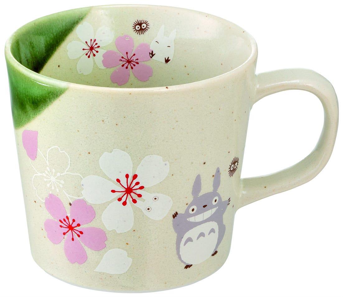 My Neighbour Totoro: Totoro Traditional Japanese Mug (Sakura/Cherry Blossom)