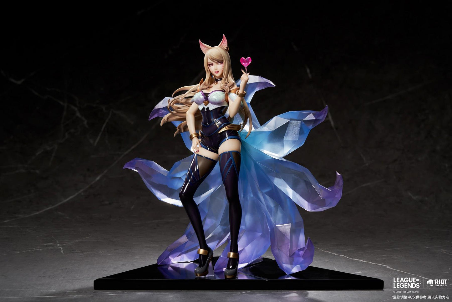 League of Legends: K/DA Ahri 1/7 Scale Figurine