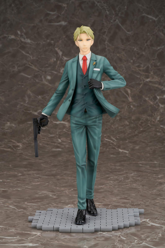 Spy x Family: Loid Forger 1/7 Scale Figurine