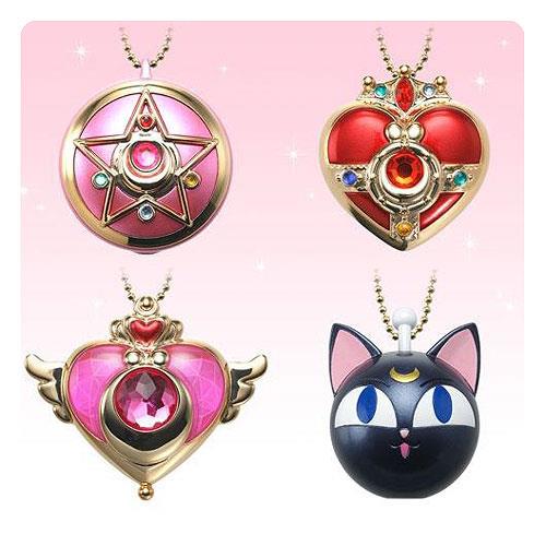 Sailor Moon: Compact Candy Box Charm (Crystal Star Brooch, Cosmic Heart Compact, Crisis Moon Compact, Luna P Ball)