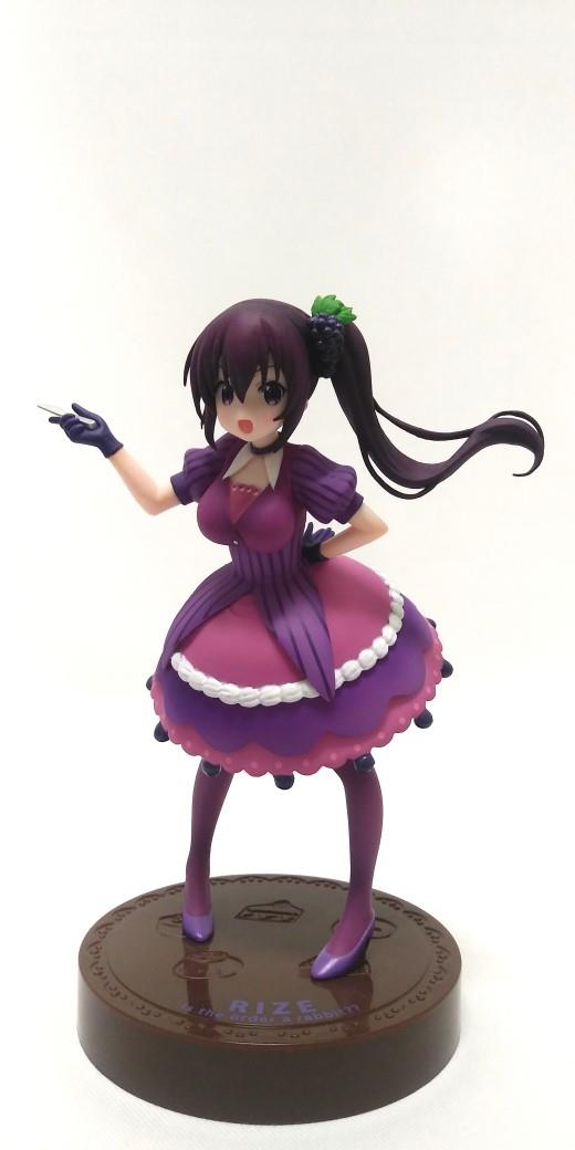 Is the Order a Rabbit: Rize Halloween Style Figurine